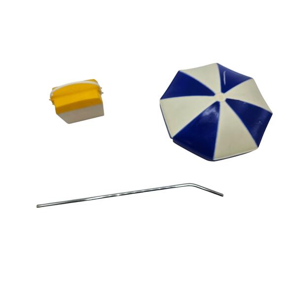 Vintage Marx Sindy "Let's Go to the Beach" Incomplete Set Cooler‎ Umbrella - Picture 1 of 9